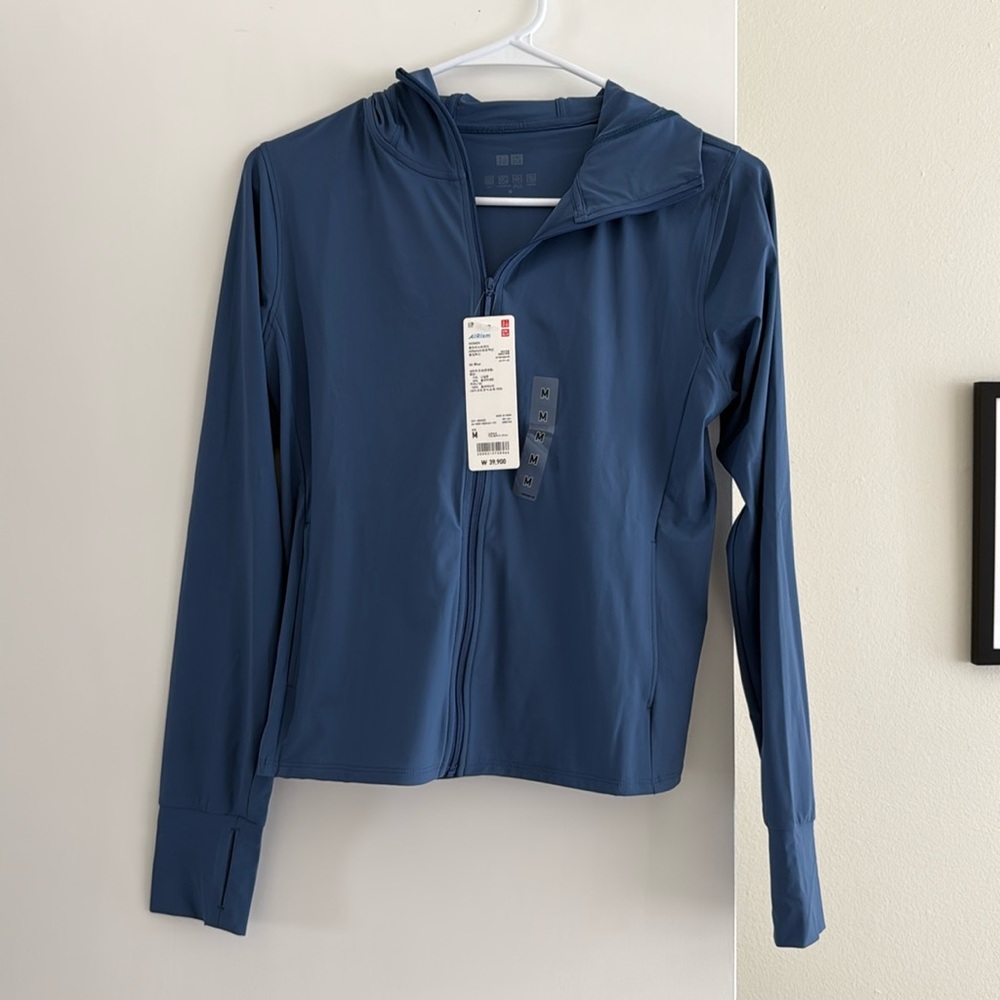 Uniqlo AIRism Hoodie, size S